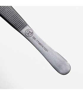 GC-1746 PINZA ESTRIADA SIN DIENTE
