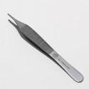 PINZA ADSON ESTRIADA CON DIENTE