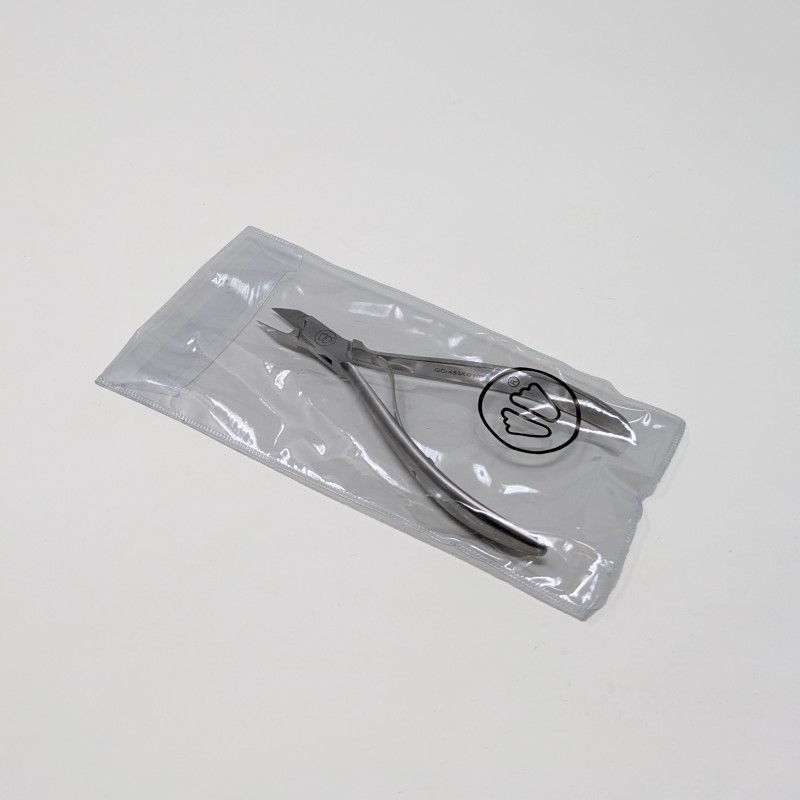 ALICATE RECTO 13,5CM CON PACKAGING